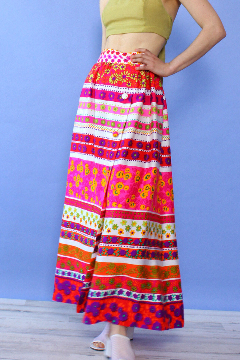 Saks Light Bright Floral Skirt XS
