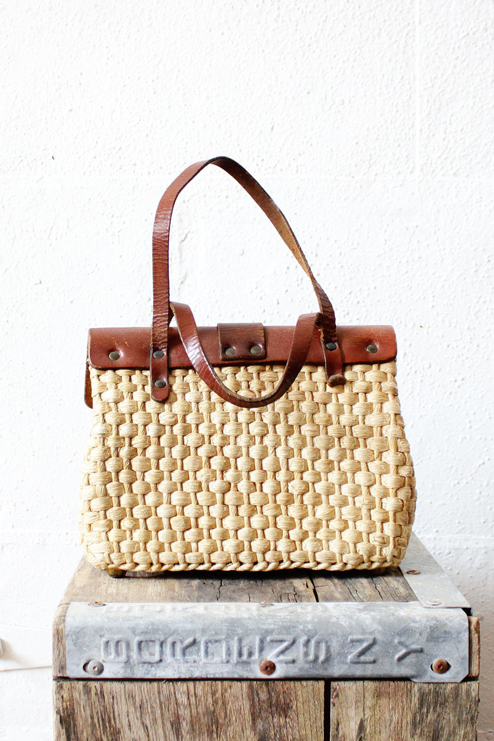 Straw Hut Handbag