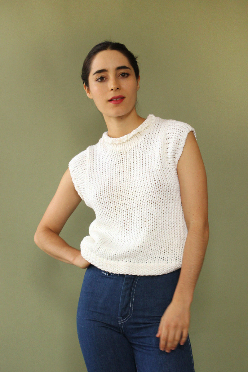 Sleeveless Cloud Sweater S-L
