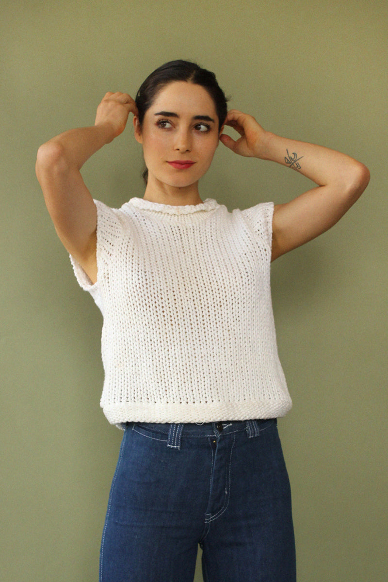Sleeveless Cloud Sweater S-L