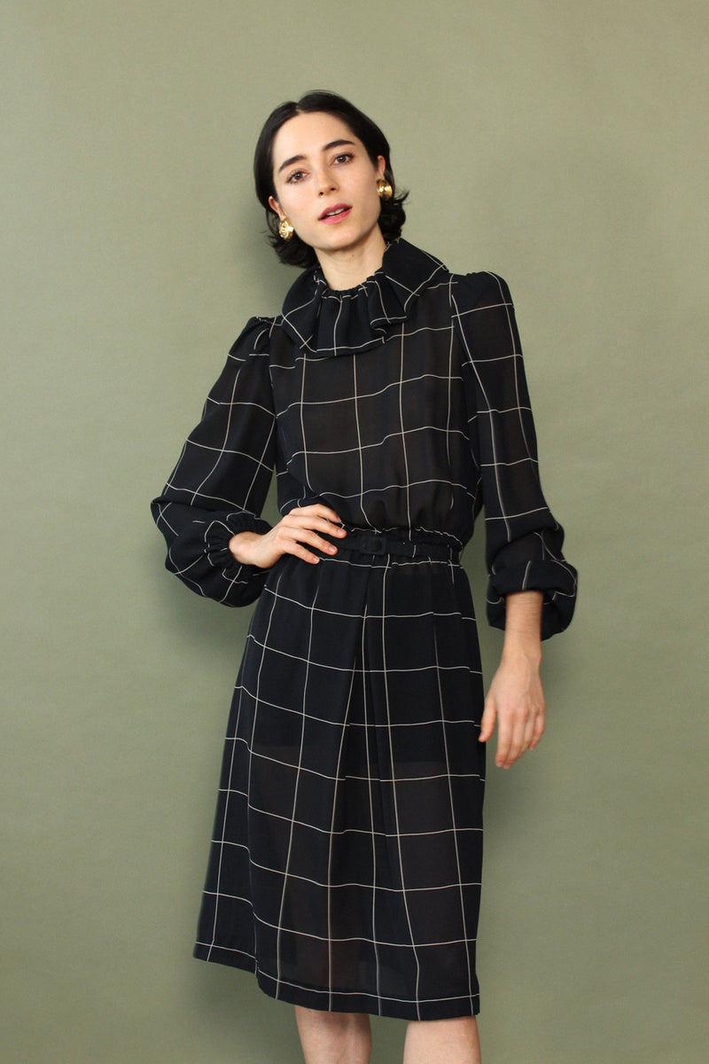 Windowpane Ruffle Dress XS/S