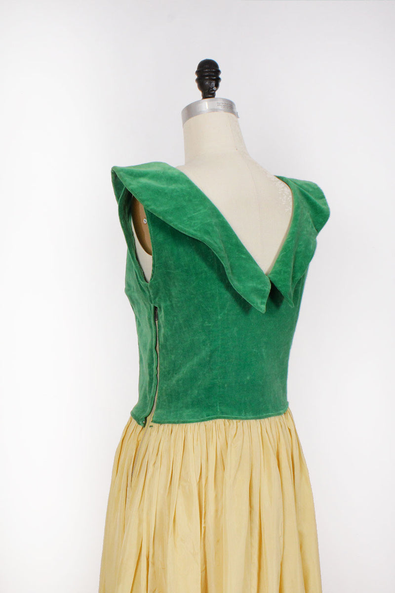 Ivy Leaf Princess Gown S