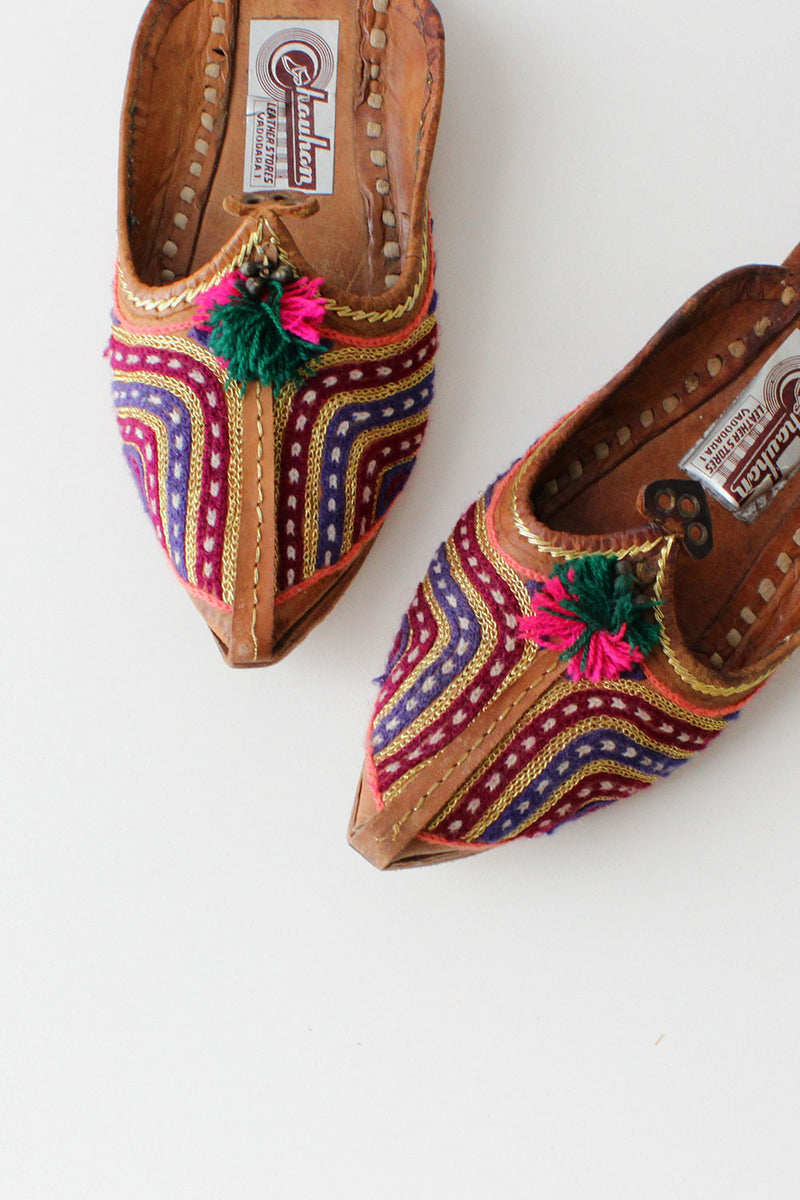 Rani Embroidered Slippers 5 1/2