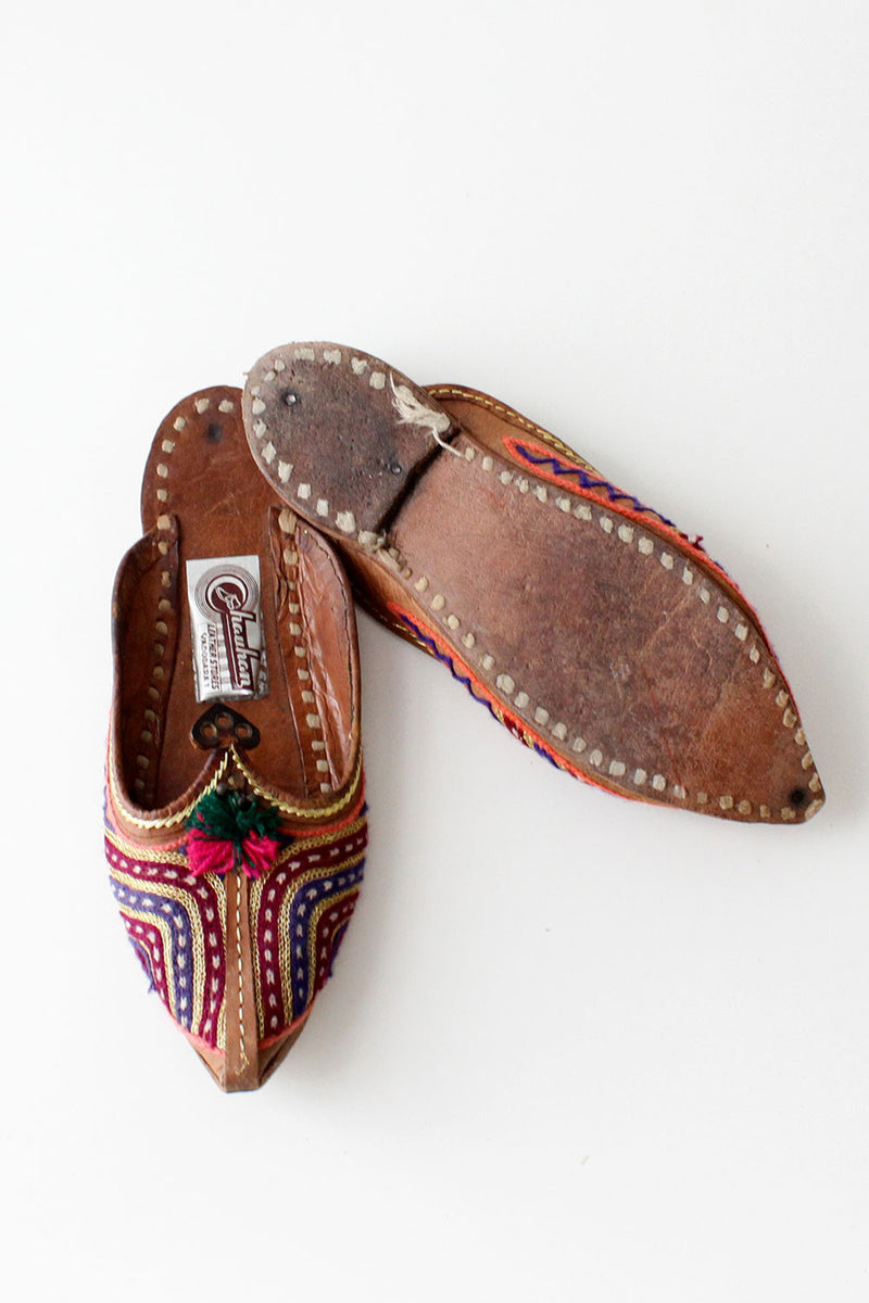 Rani Embroidered Slippers 5 1/2