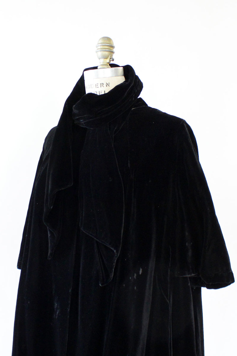 Sashed Silk Velvet Coat S/M