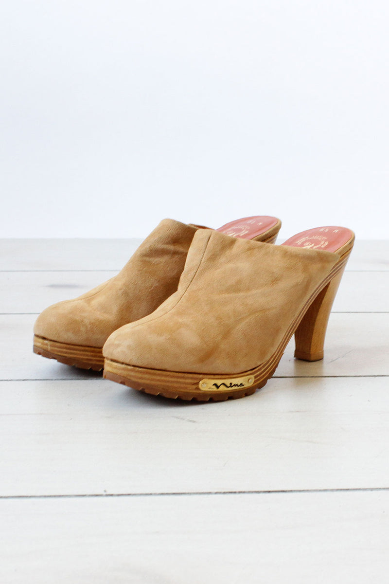 Nina Suede Clogs 5 1/2