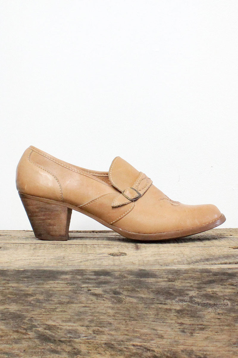 Wood Heel Blonde Loafers 7.5