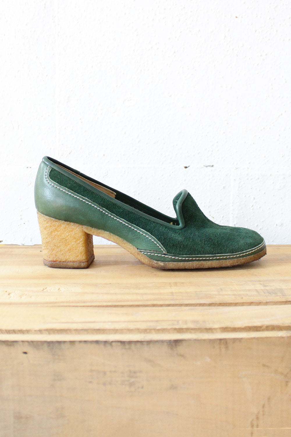 靴 BALLY Green suede loafers 24cm Bally Green Suede Heels 7 – OMNIA