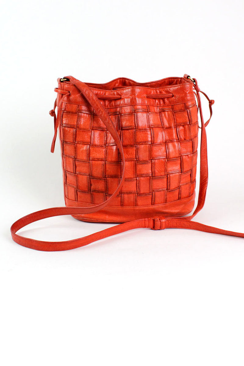 Sharif poppy bucket