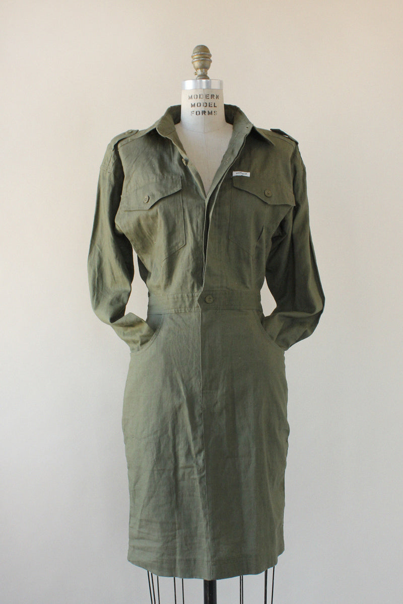Nok Nok Military Dress M – OMNIA