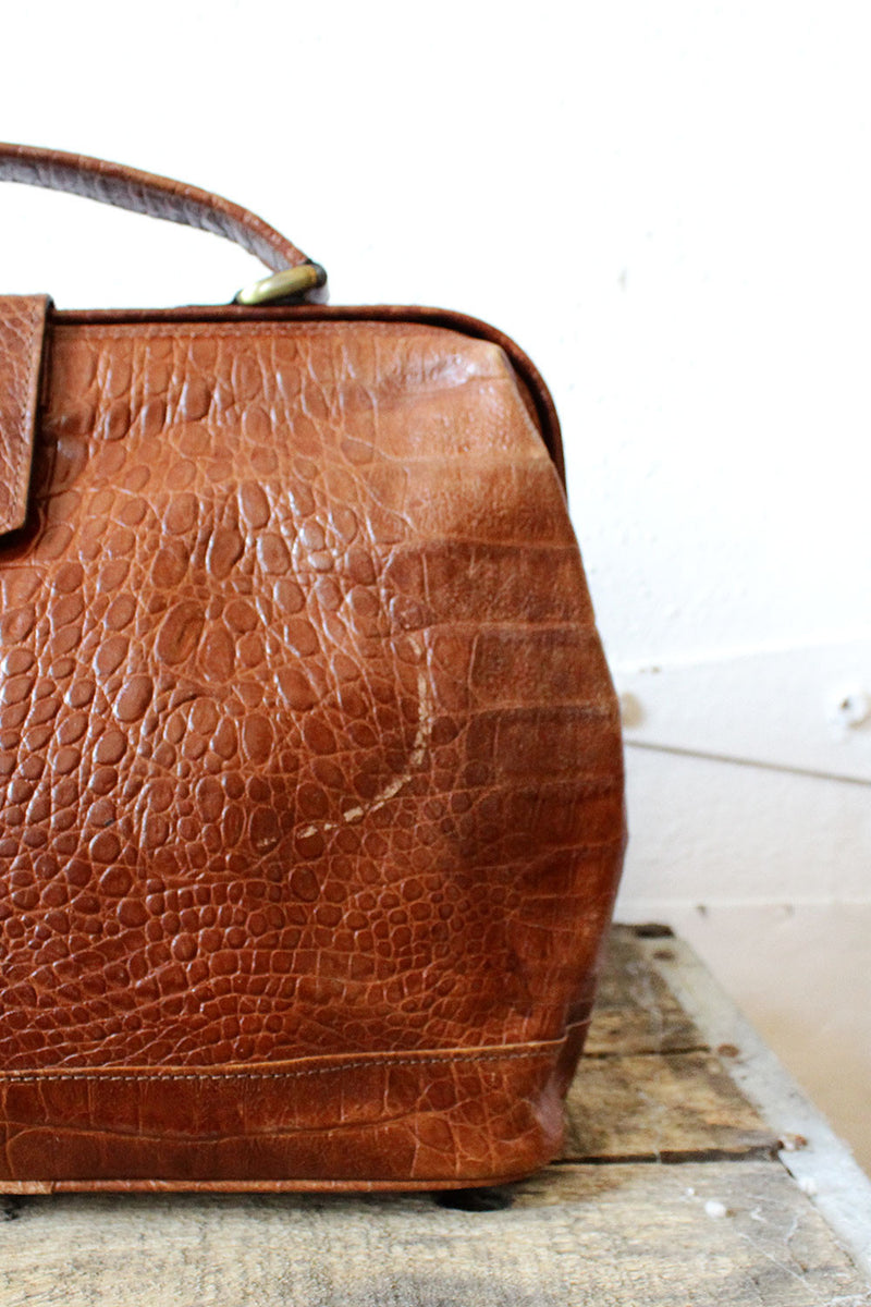 Croc Doc Bag