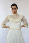 1970s Ivory Lace Gown M