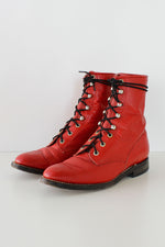 Scarlet Roper Boots 8 1/2
