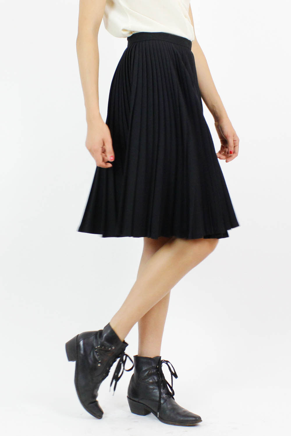 Accordian swing skirt S
