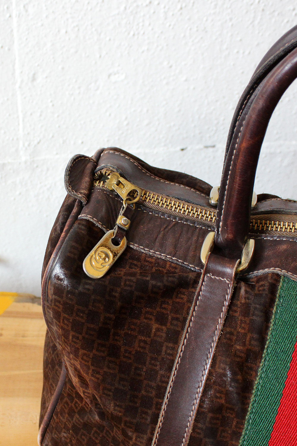 Auth Vtg Gucci brown canvas leather speedy handbag tote shop