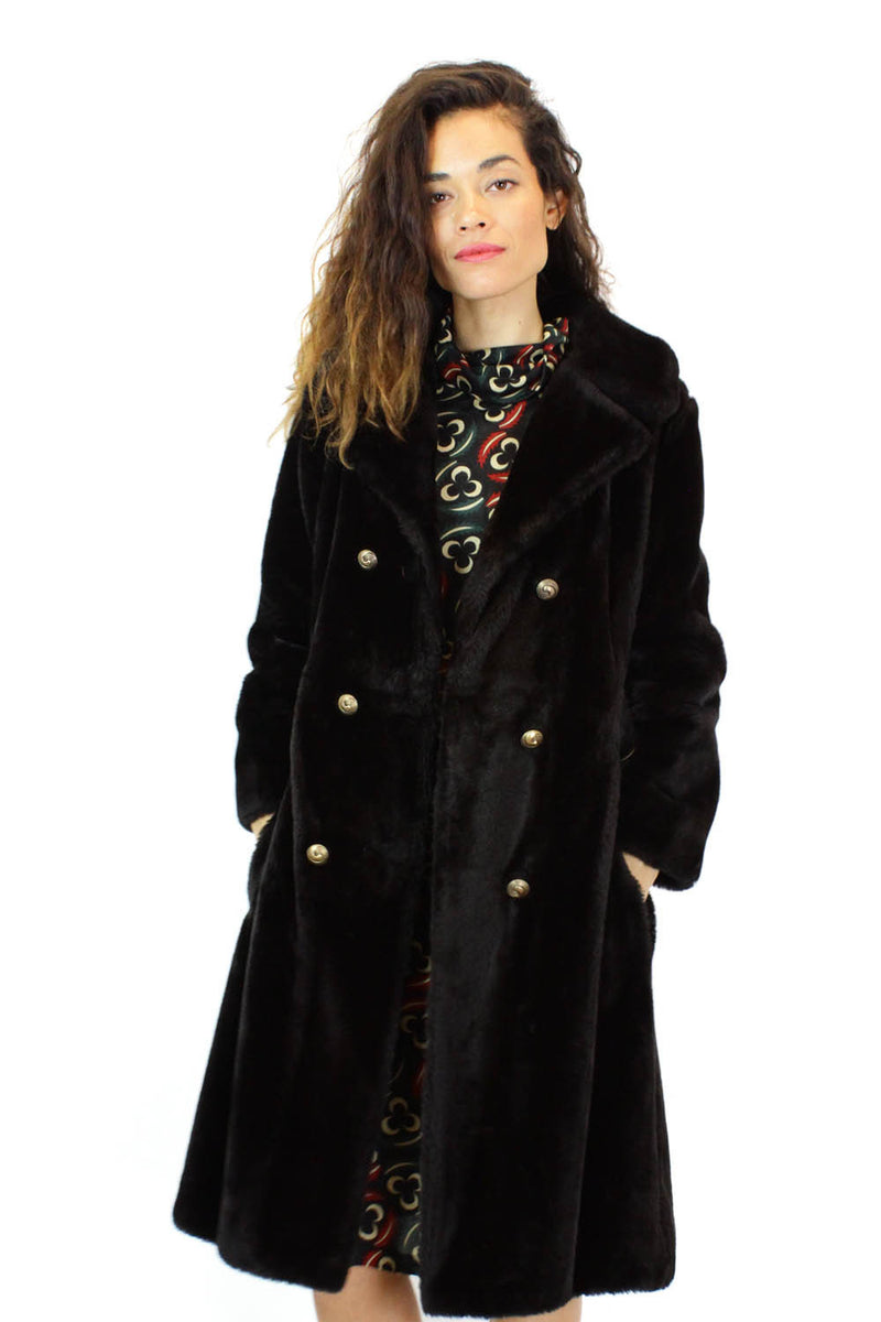 doube breasted faux fur coat