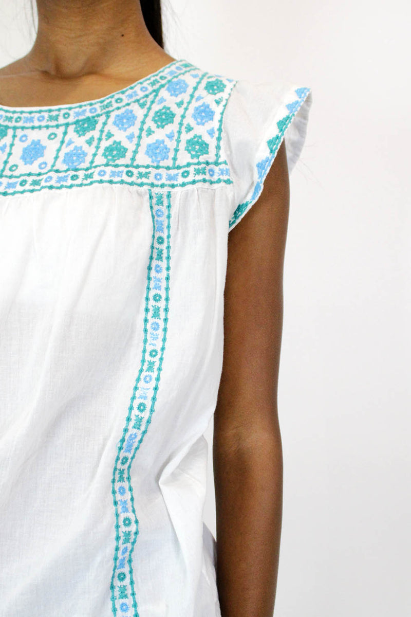 Cotton Cloud Embroidered Top M