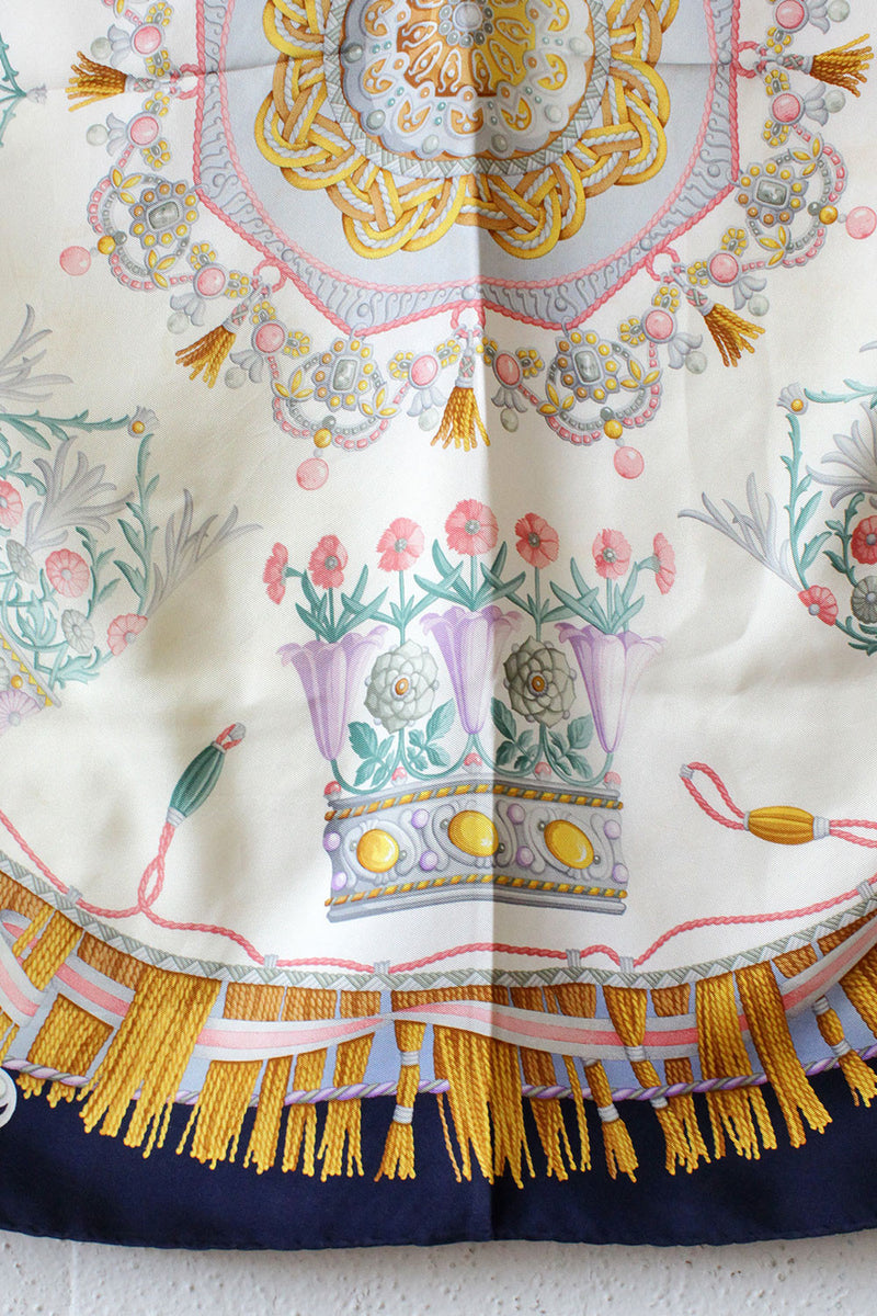Gucci Silk Rococo Classical Scarf
