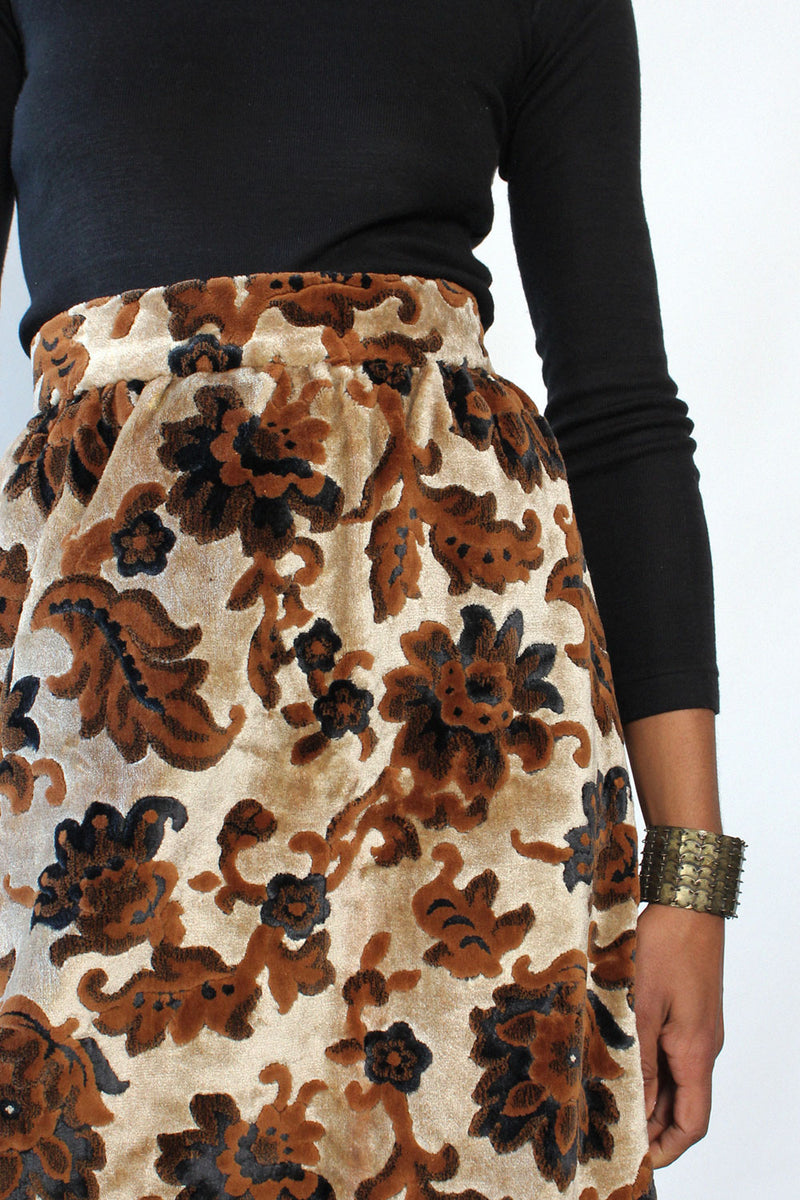 Flora Tufted Tapestry Skirt L