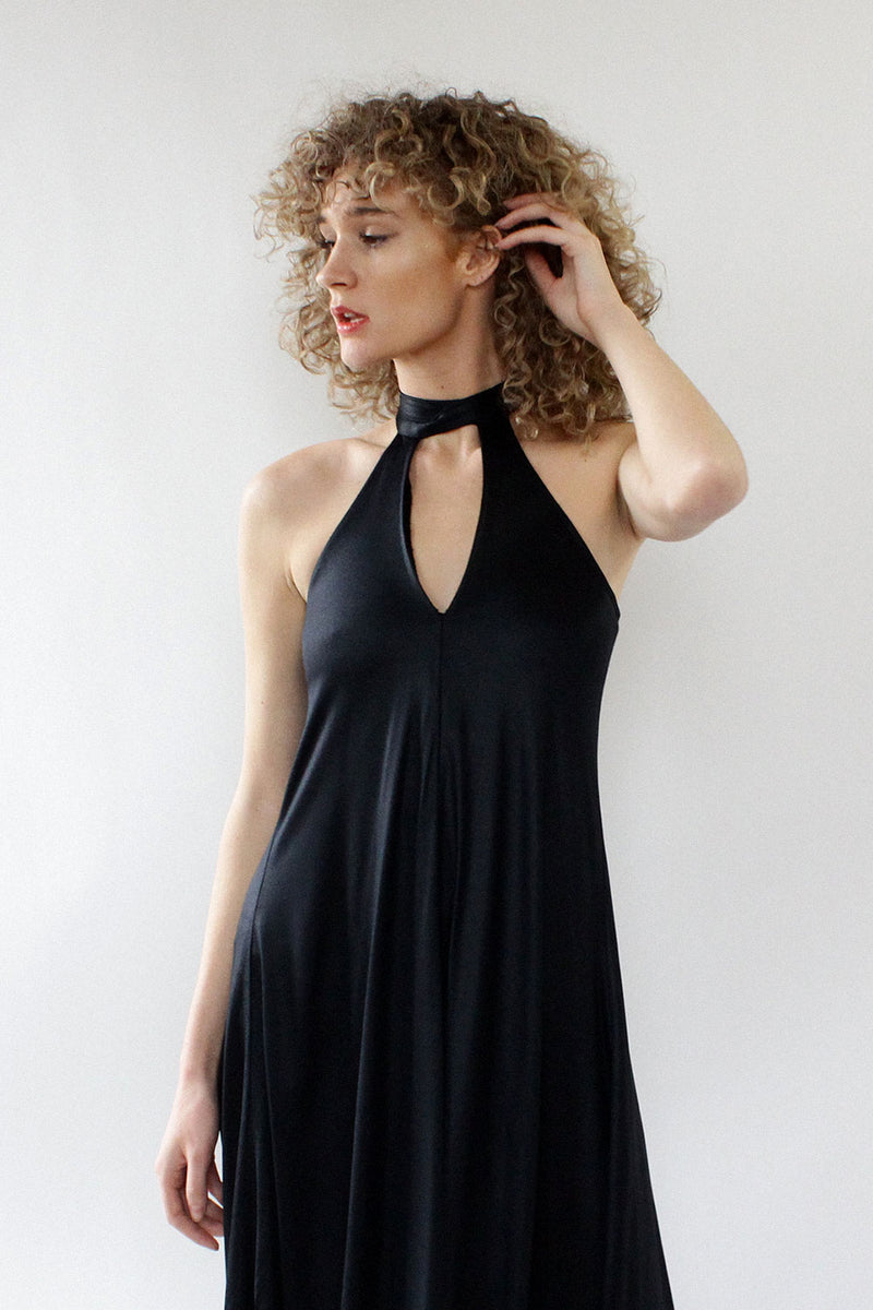 Sweeping Keyhole Maxi Dress S/M