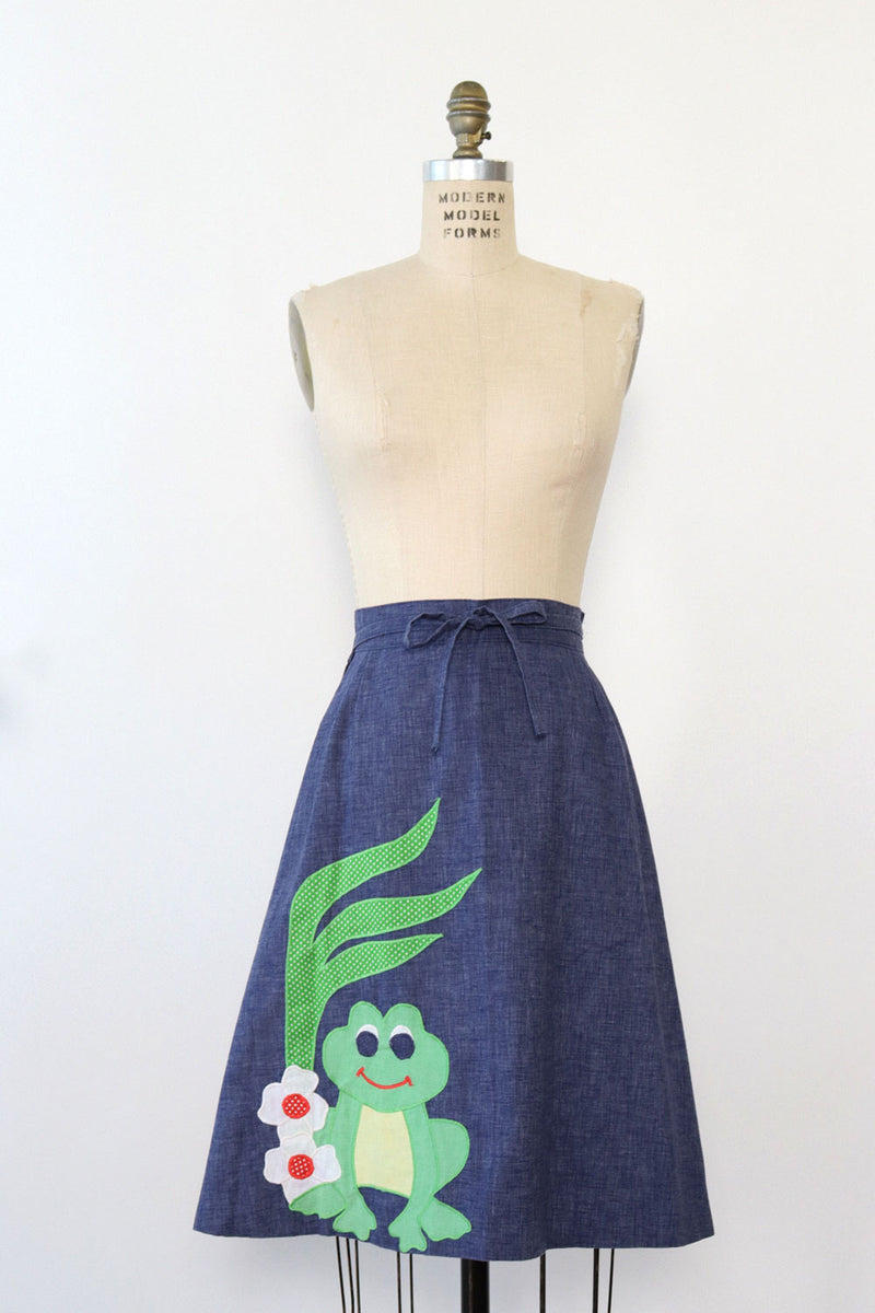 Reversible Frog Wrap Skirt M/L