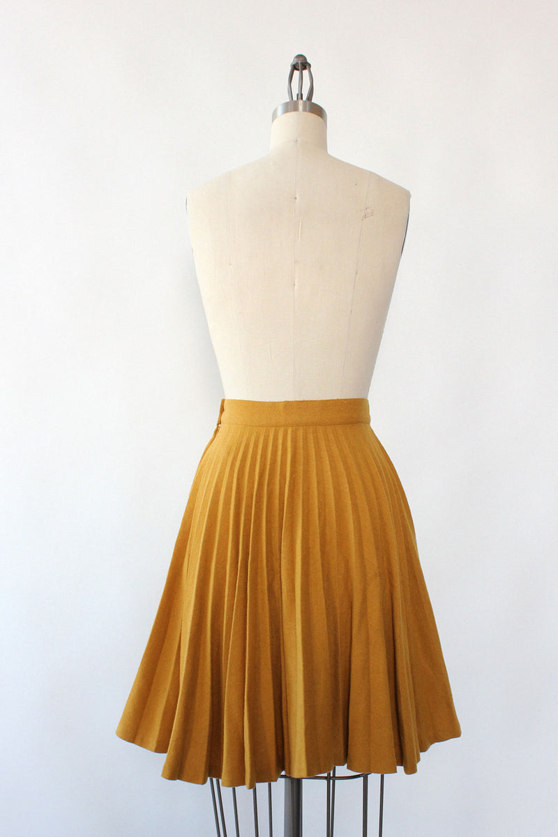 Esprit Mustard Pleat Mini XS