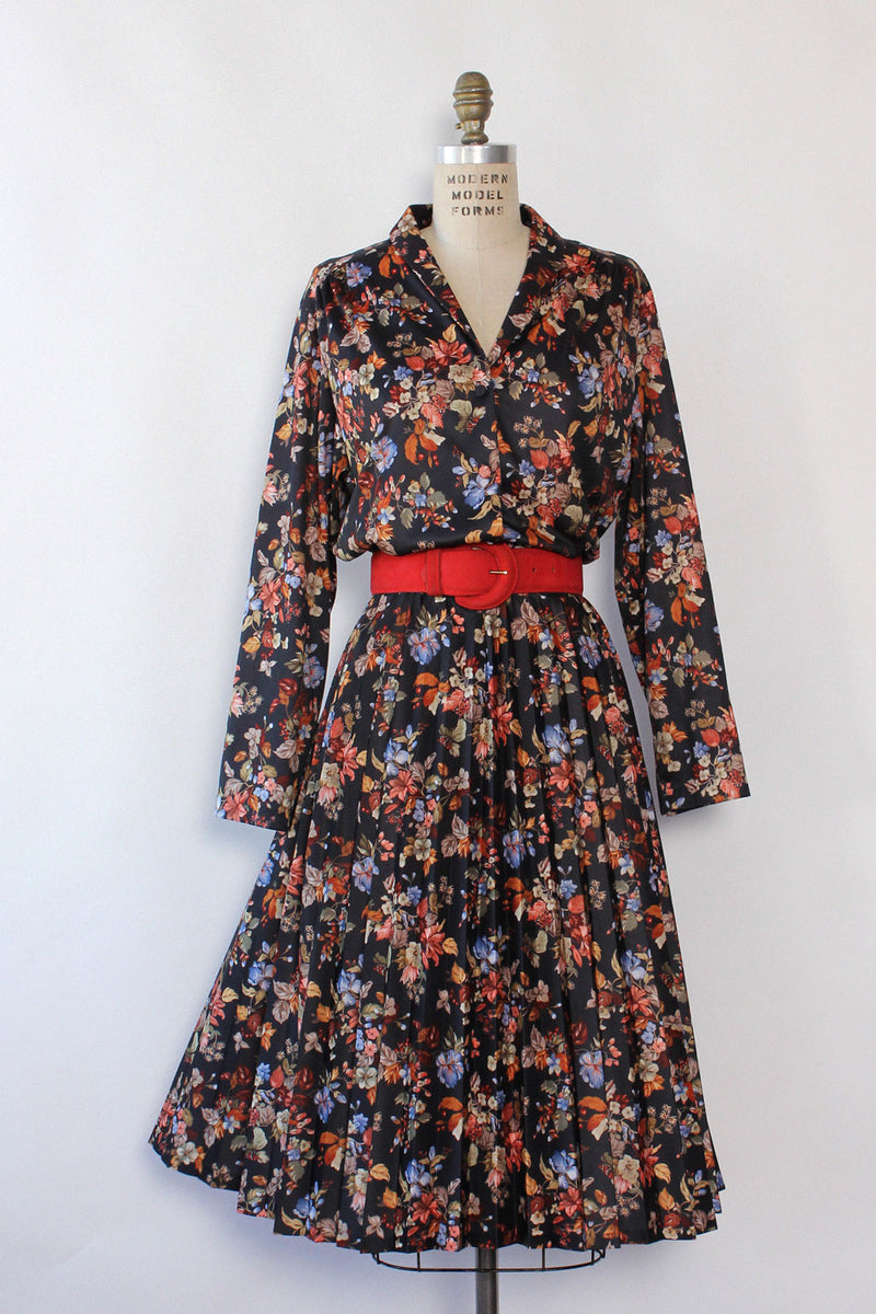 Pleated Fall Shirtwaist Dress L/XL