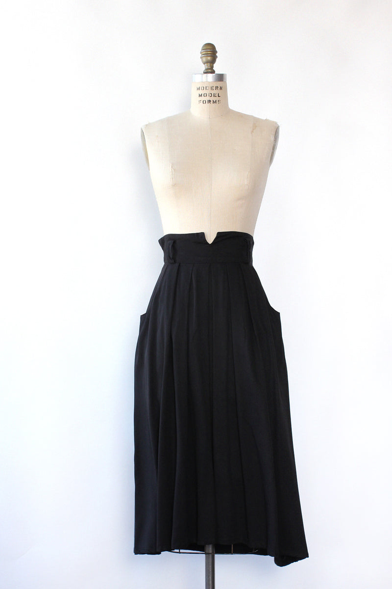 High Notched Waist Skirt S