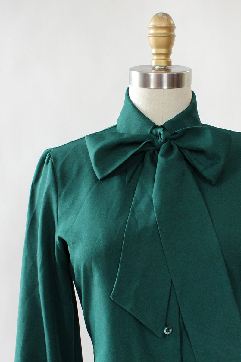 Ivy Pussy Bow Blouse XS