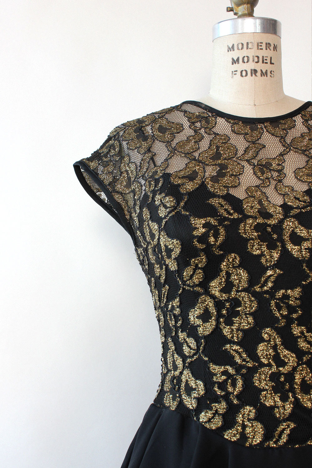 Gilded Lace Tiered Mini Dress XS/S