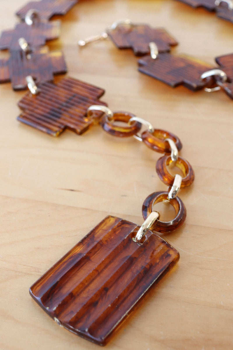 Geometric Tortoise Chain Belt