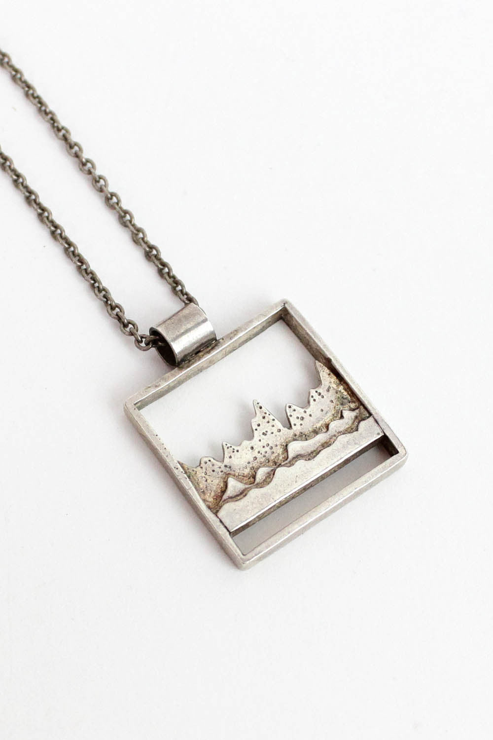 mountain scene jewelry