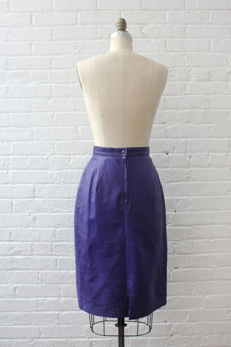 Eggplant Leather Skirt M