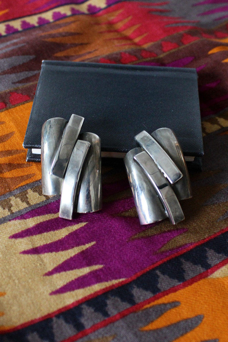Abstract Silvertone Clip-ons