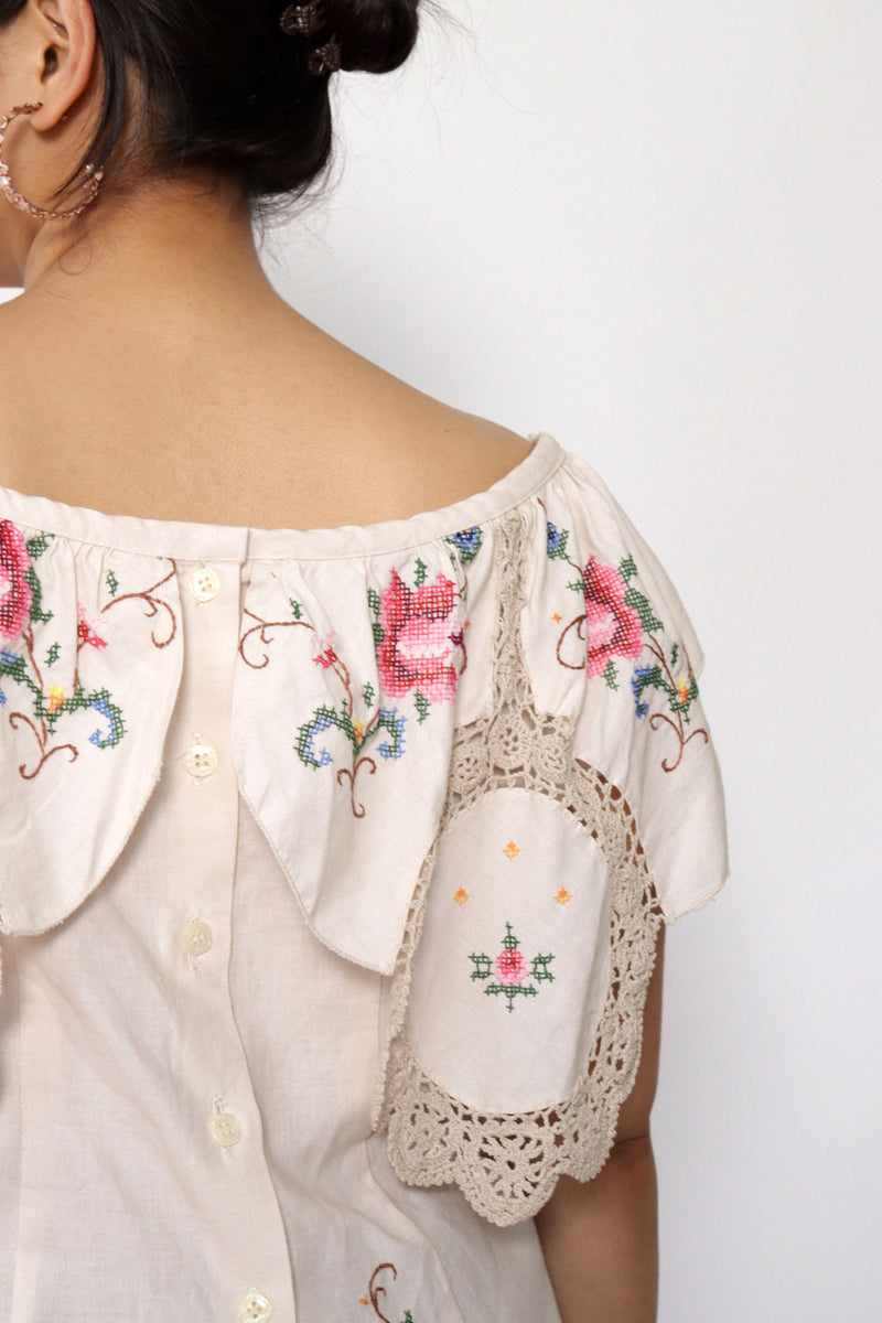Jean Embroidered Doily Blouse L/XL