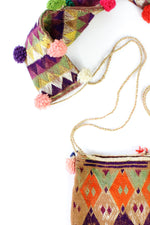 Pom Pom Purse