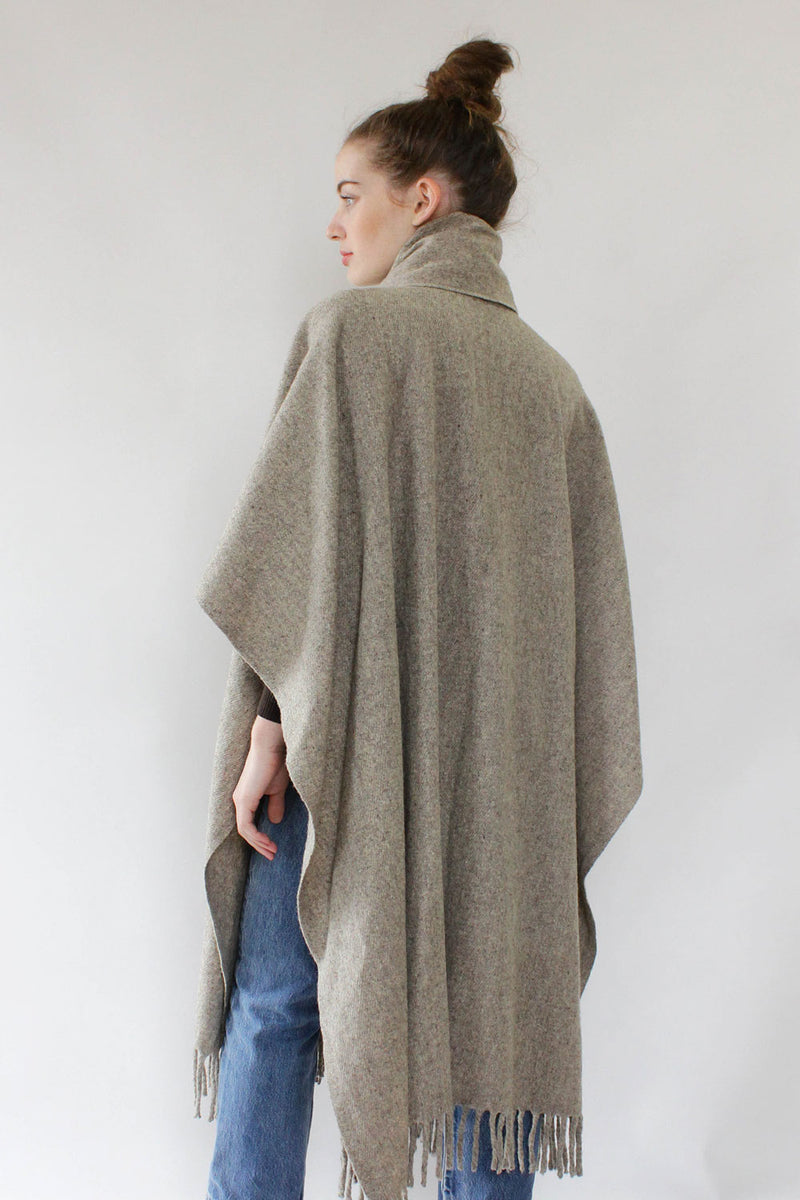 Grey Blanket Poncho O/S