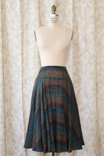 Spectrum Woven Flare Skirt S-L