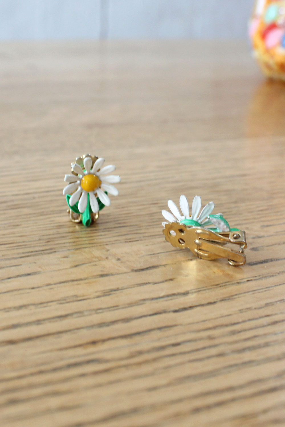 Daisy Clip-on Earrings