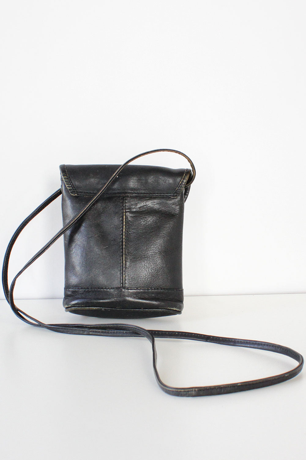 Women's Genuine Leather 3 Zip Vertical Organizer Crossbody Handbag