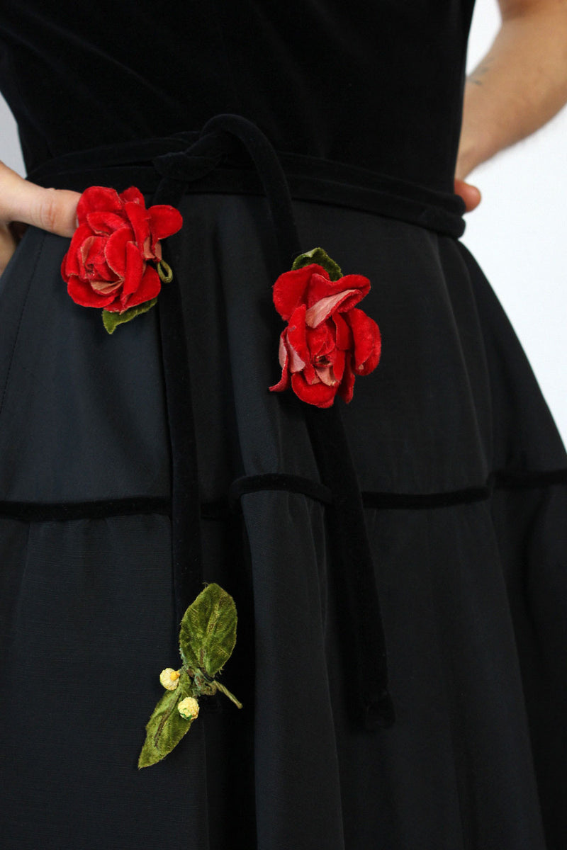 Rose Embellished Velvet Dress XS