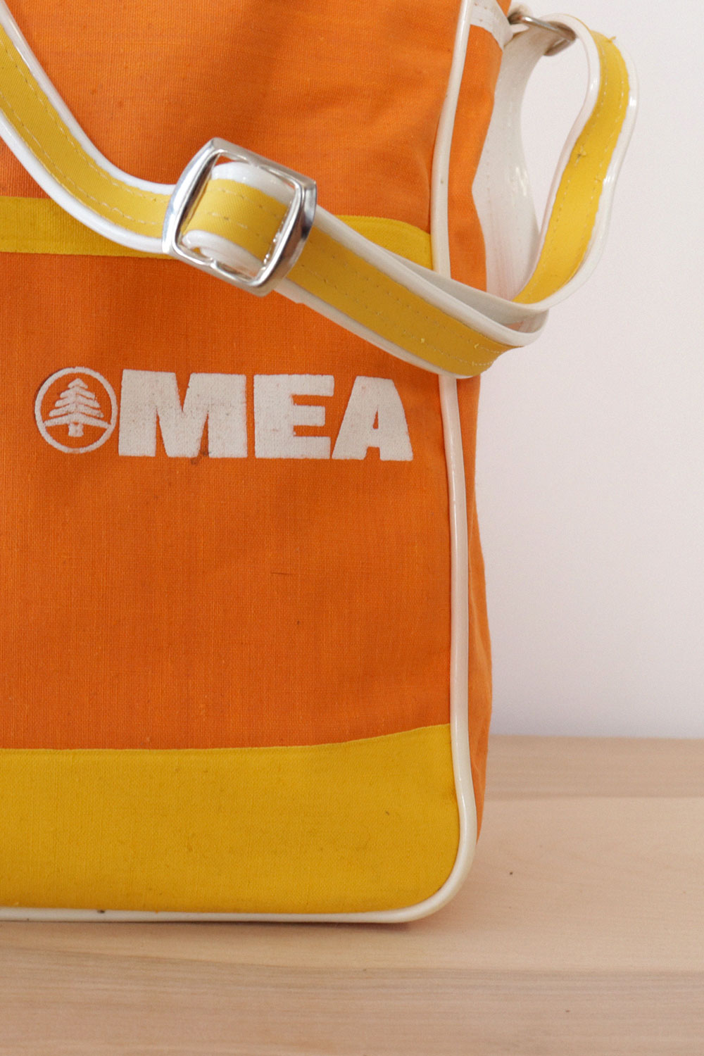 MEA Bright Flight Bag