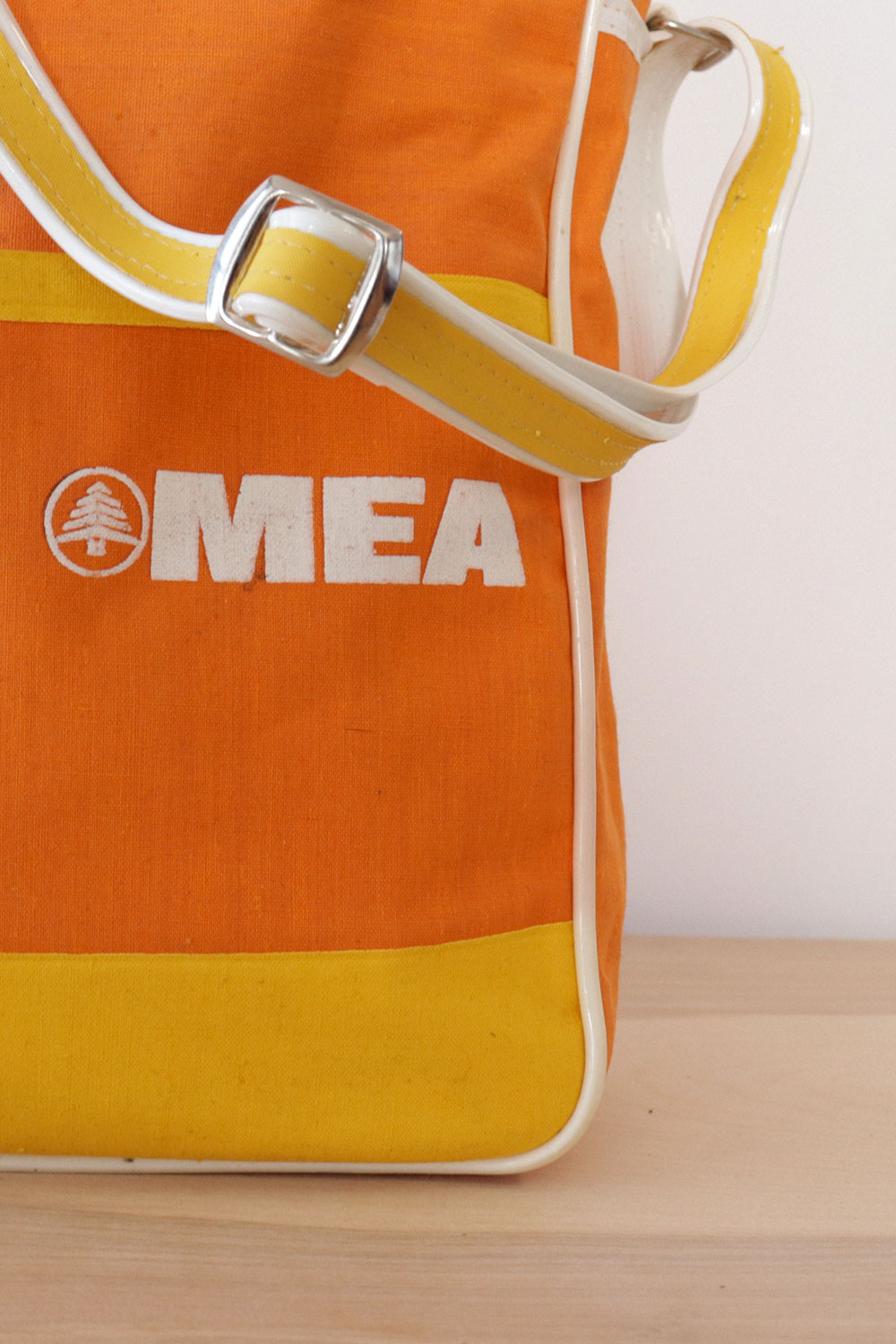MEA Bright Flight Bag