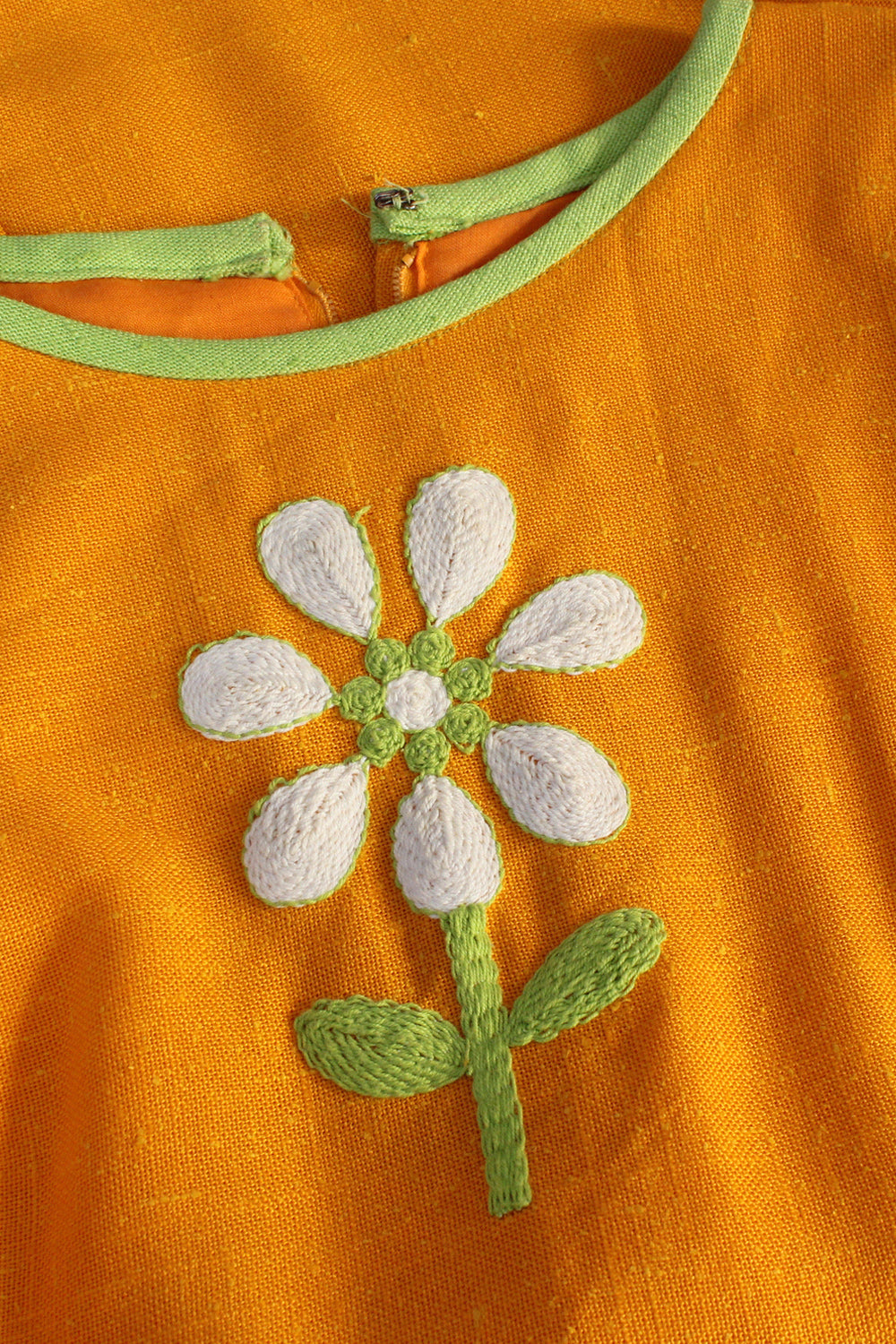 Daisy Embroidered Shift S/M