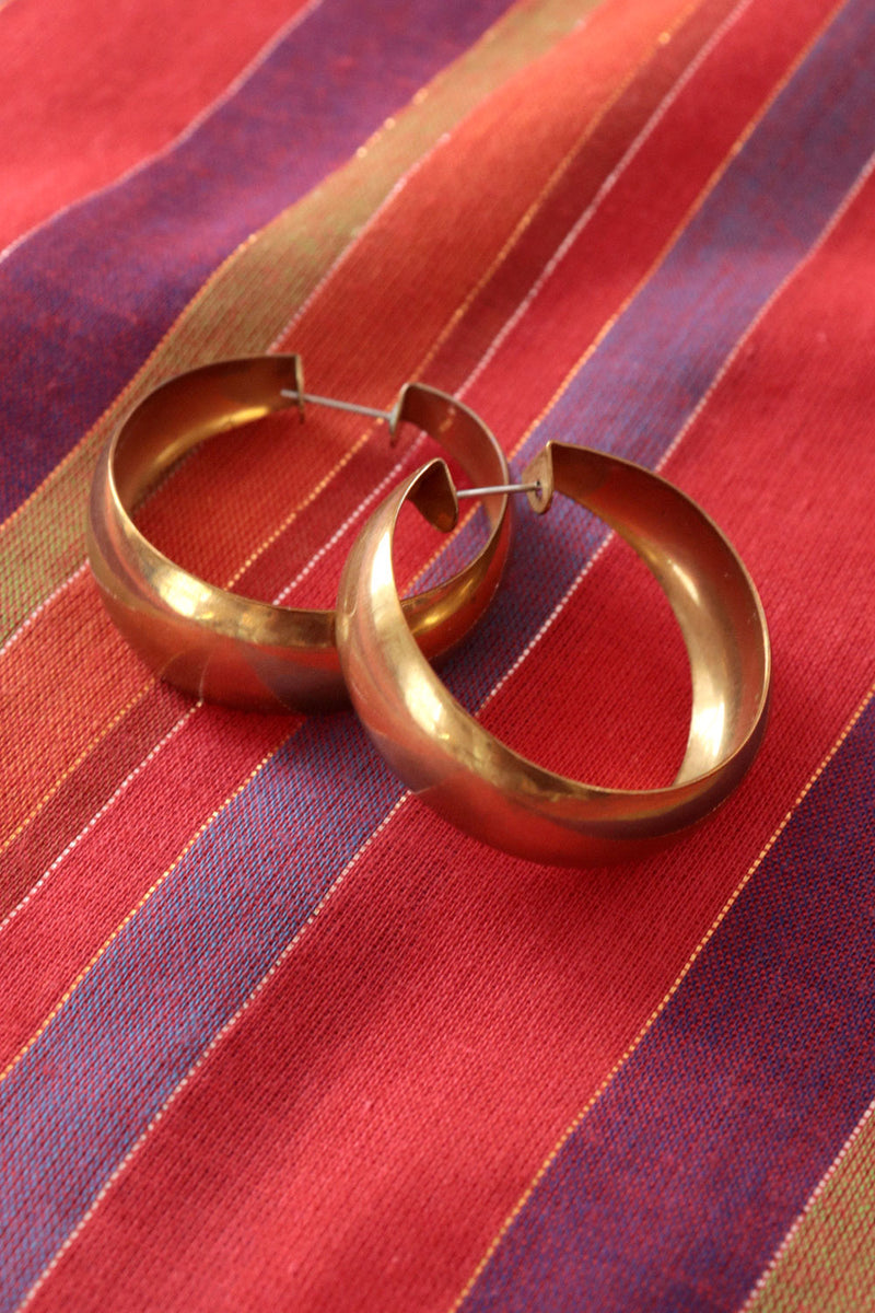 Curvy Brass Hoops