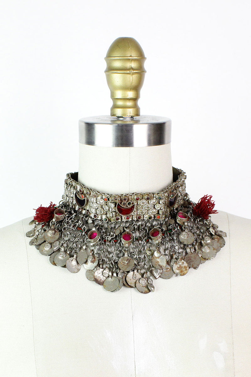 Kuchi Crescent Choker