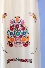 Floral Embroidered Everyday Dress S/M