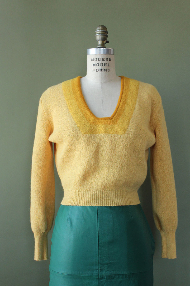 Canary Pullover Sweater S/M
