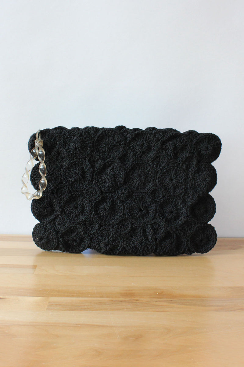 Scallop Crochet Clutch