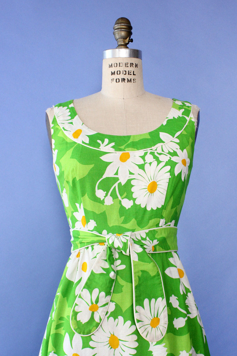 Daisy Print Maxi Dress S/M OMNIA Daisy Print Maxi Dress S/M OMNIA